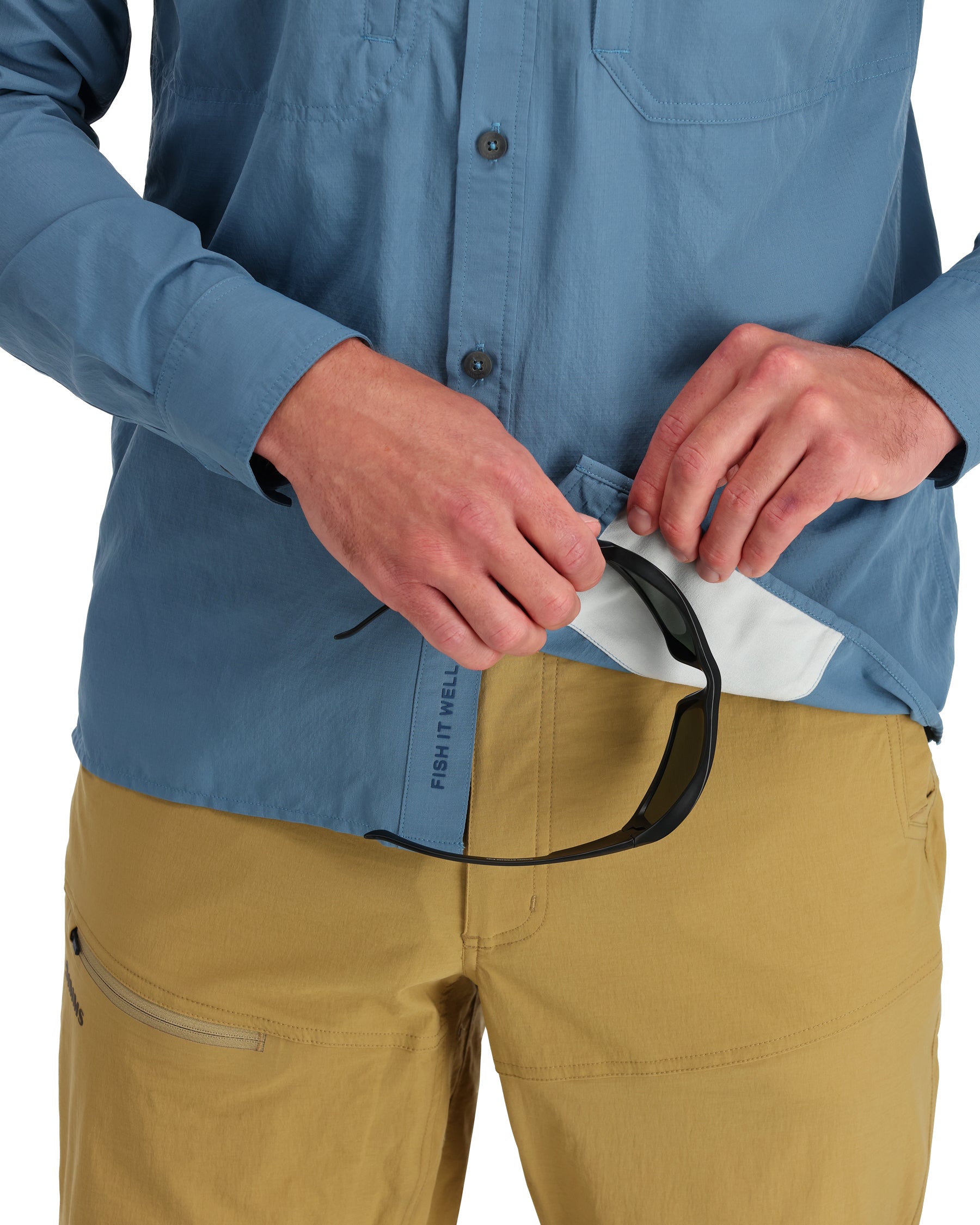 Men's Guide Fishing Shirt - Past Season - Image 4