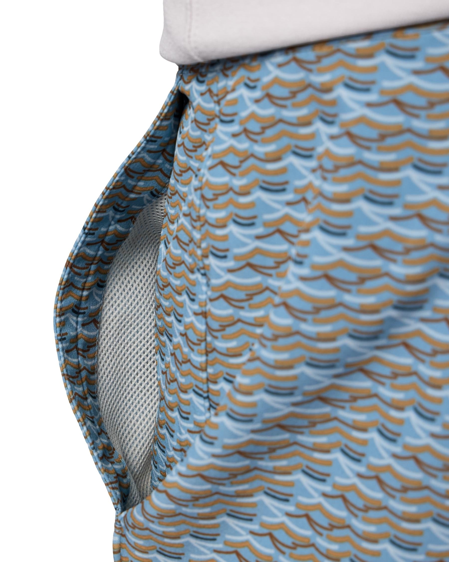 Men's Seamount Shorts - Image 8