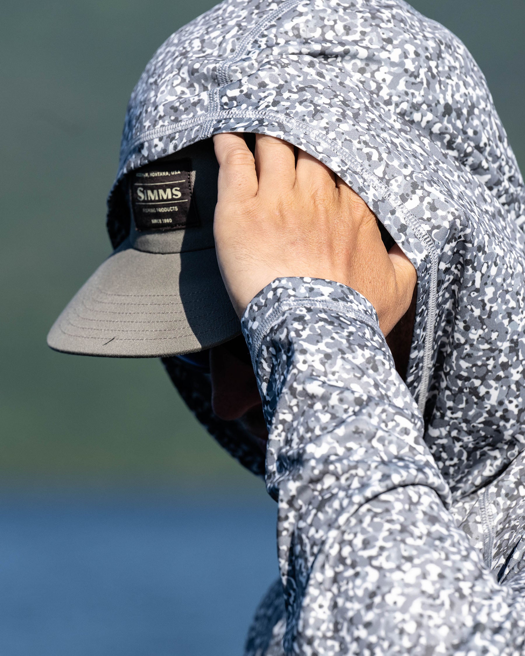 Men's Simms Challenger Solar Hoody - Past Season - Image 3
