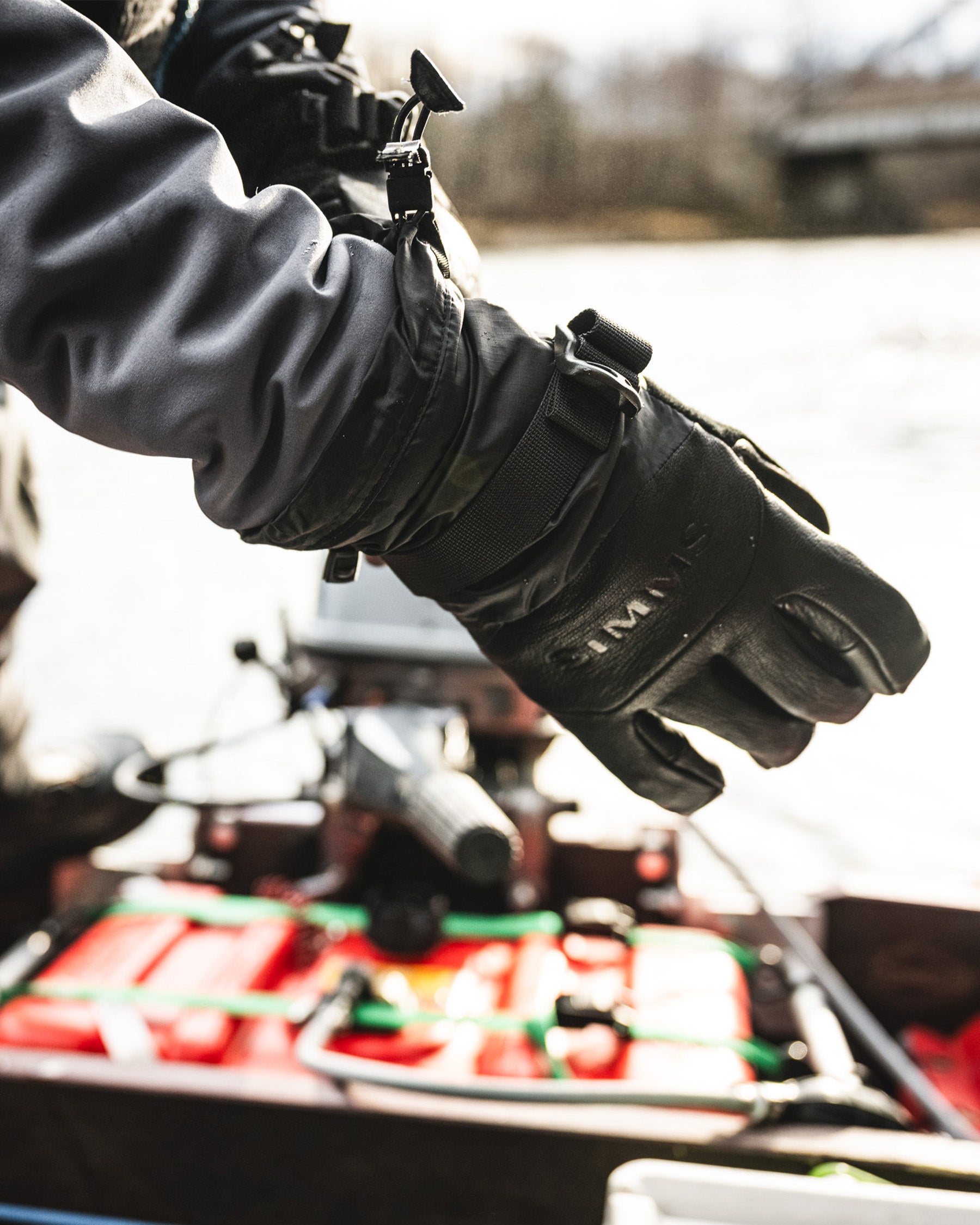 Guide Insulated Glove - Image 3