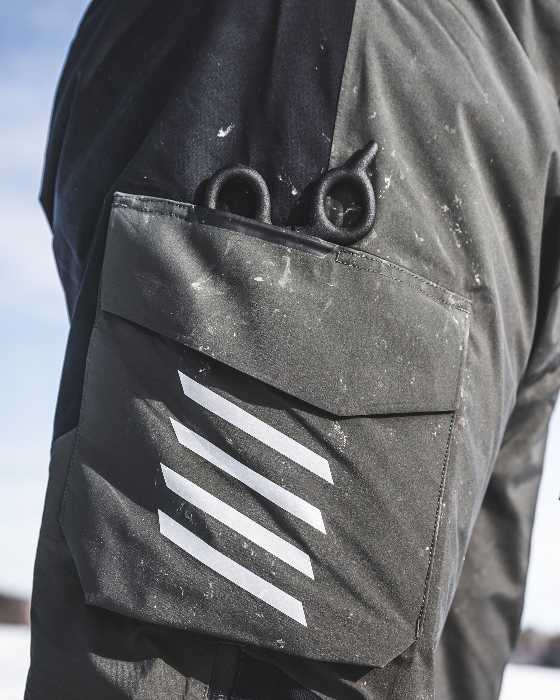 Men's Simms Challenger Insulated Bib - Image 4