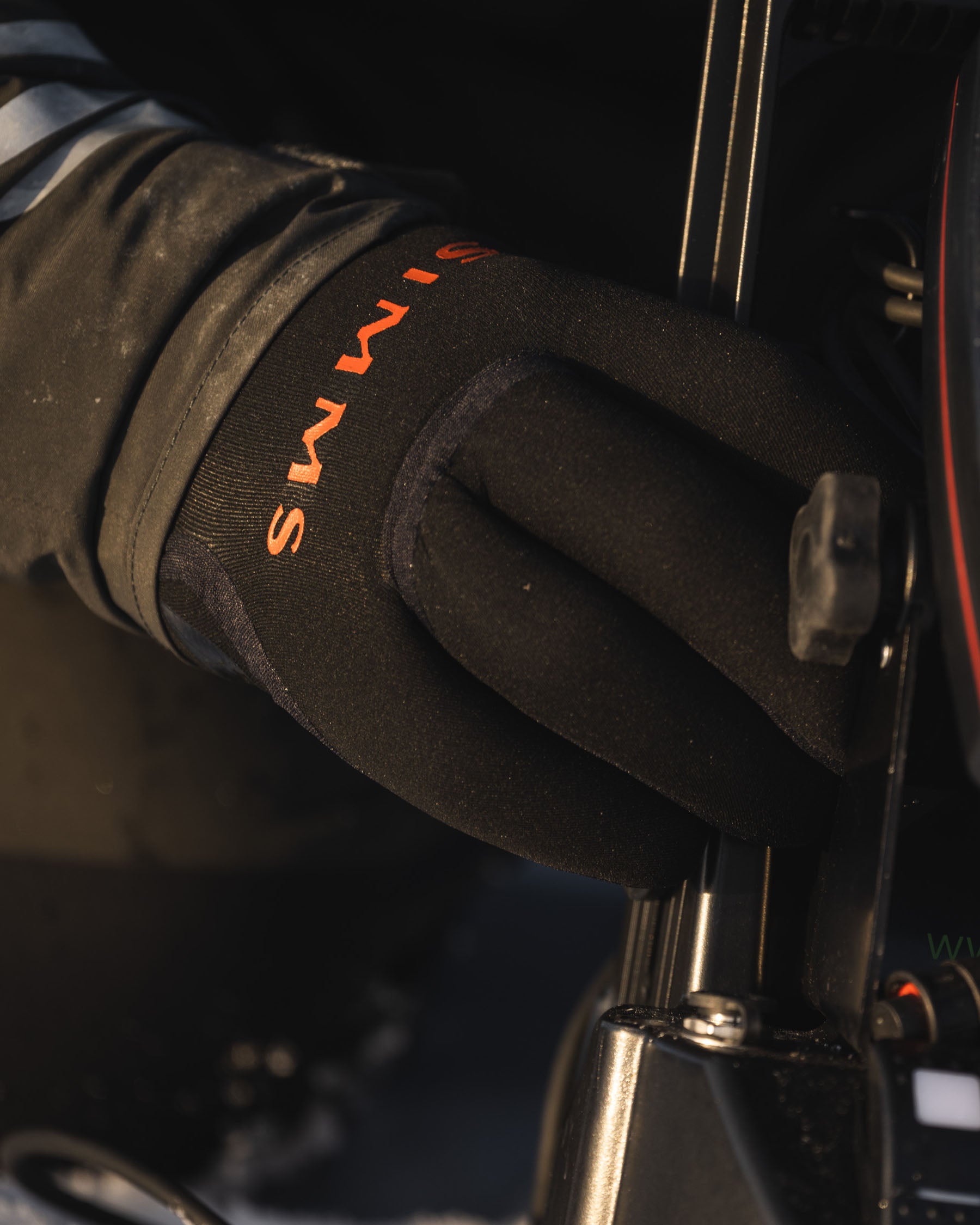 ExStream® Neoprene Fishing Glove - Image 2