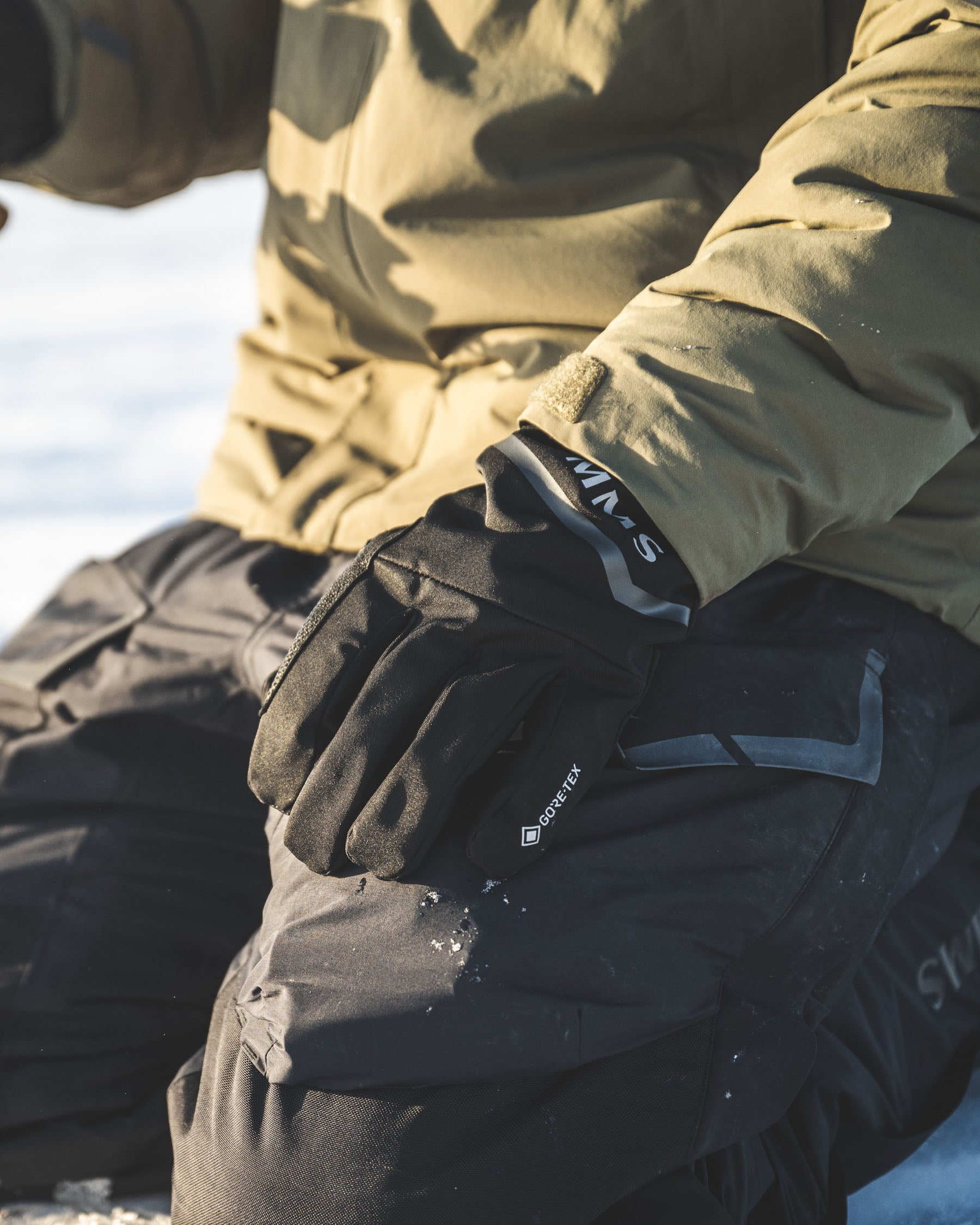 ProDry™ GORE-TEX Fishing Glove + Liner - Image 3